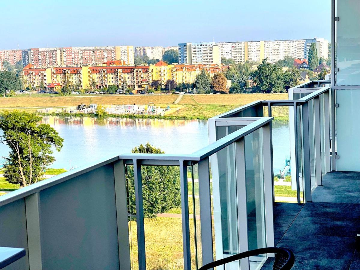 Apartament Z Tarasem I Widokiem Na Odre Wrocław Extérieur photo