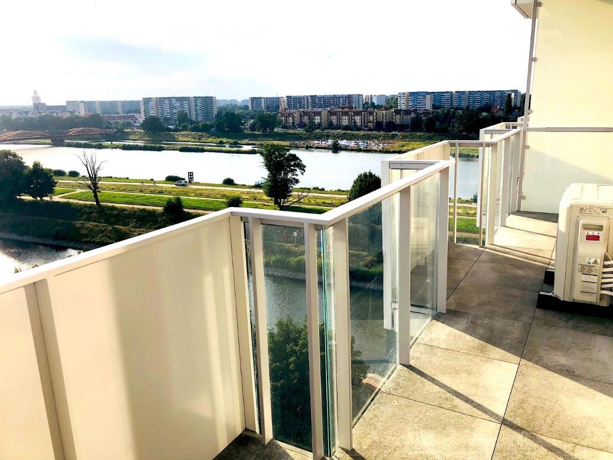 Apartament Z Tarasem I Widokiem Na Odre Wrocław Extérieur photo